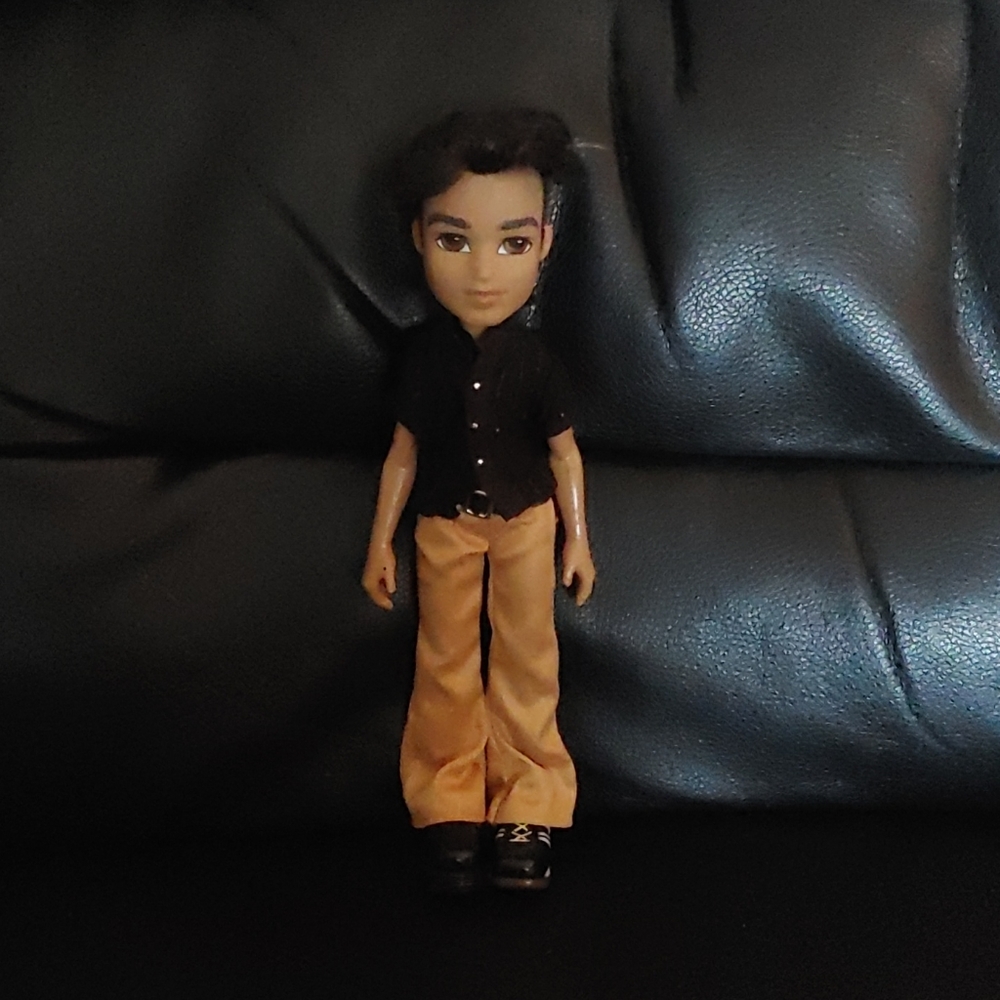 Bratz Flashback Fever Dylan Doll